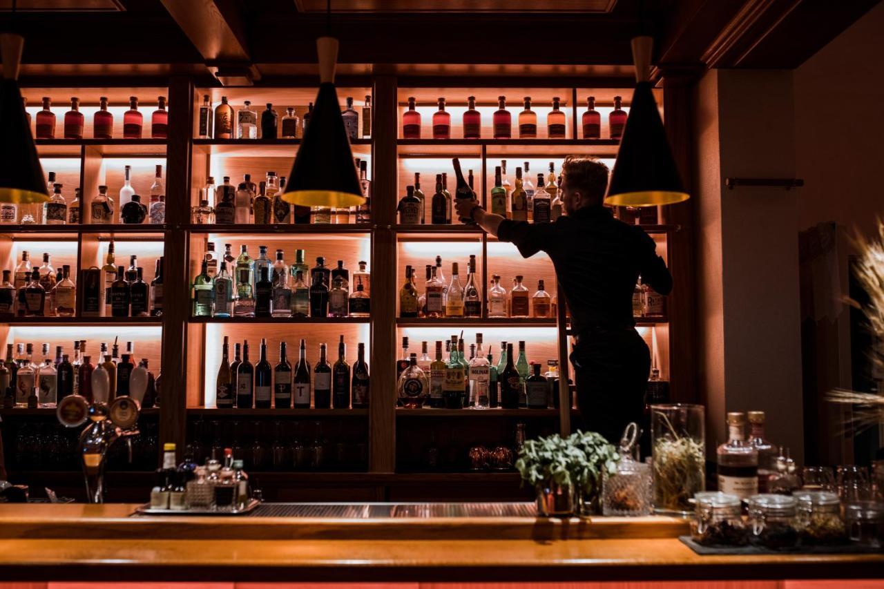 Hotel Moderno Restaurant 세리나 외부 사진